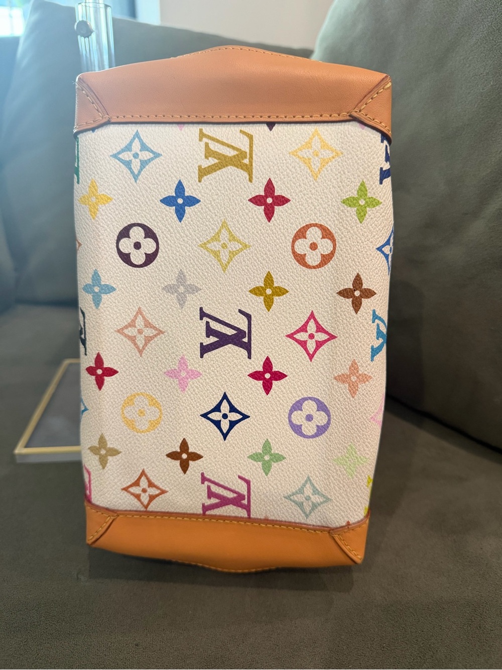 Good Auth Louis Vuitton Audra Monogram Multicolor Handbag White - Picture 6 of 13
